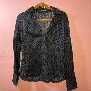 Express Women's Black and White Blouse